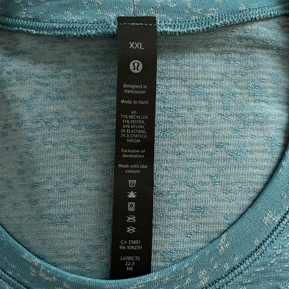 Teal Patterned Short Sleeve Tee - Picture 3 of 3